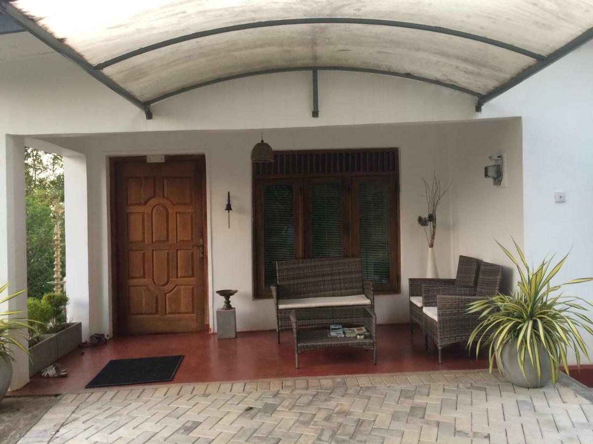 Selyna Sky Terrace Bed & Breakfast Kandy Eksteriør bilde