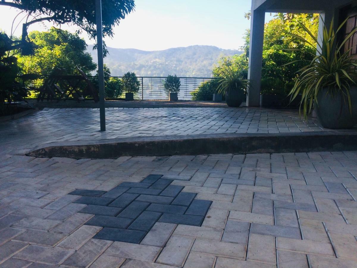 Selyna Sky Terrace Bed & Breakfast Kandy Eksteriør bilde